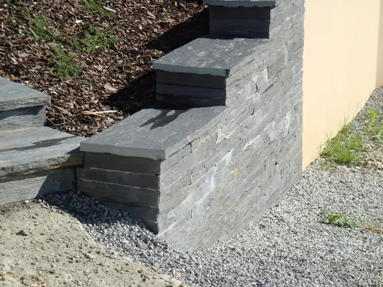 Tlb Maconnerie Entreprise Du Batiment A Limoges Parement Et Escalier En Quarzite 5